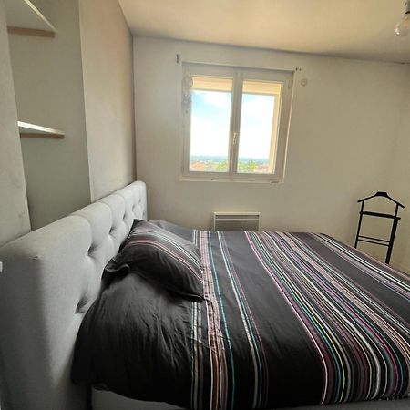 Appartement - Roanne Luaran gambar