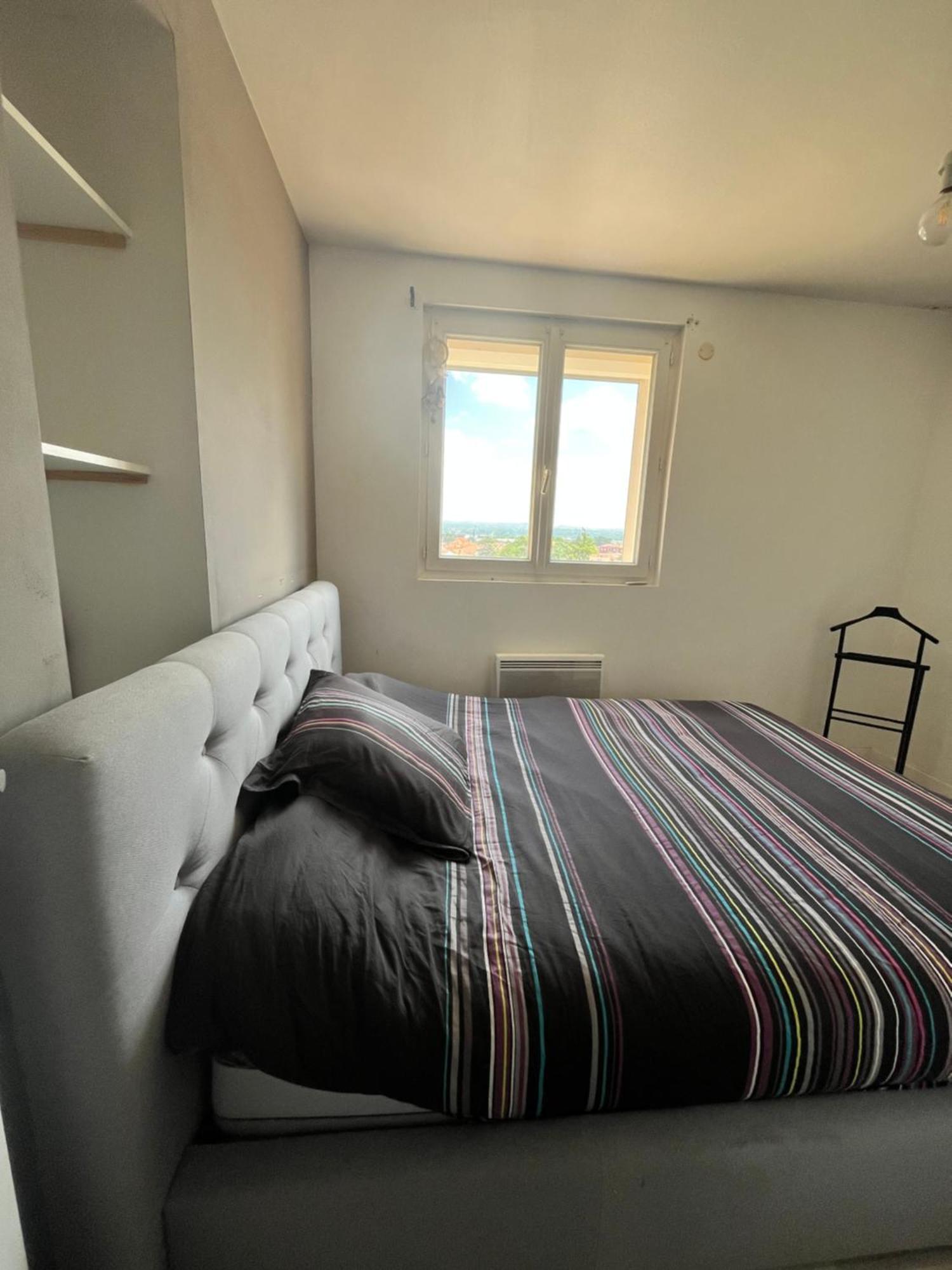 Appartement - Roanne Luaran gambar
